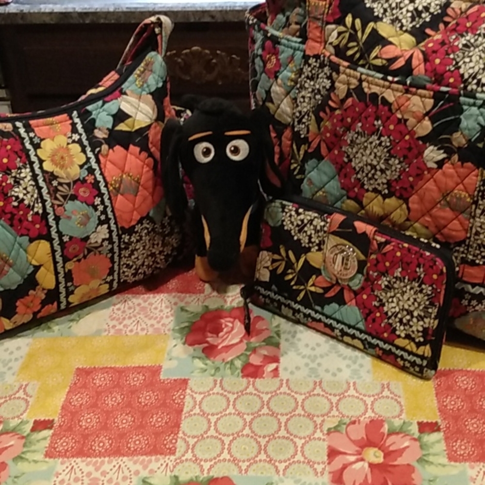 VERA BRADLEY 3 PIECE SET